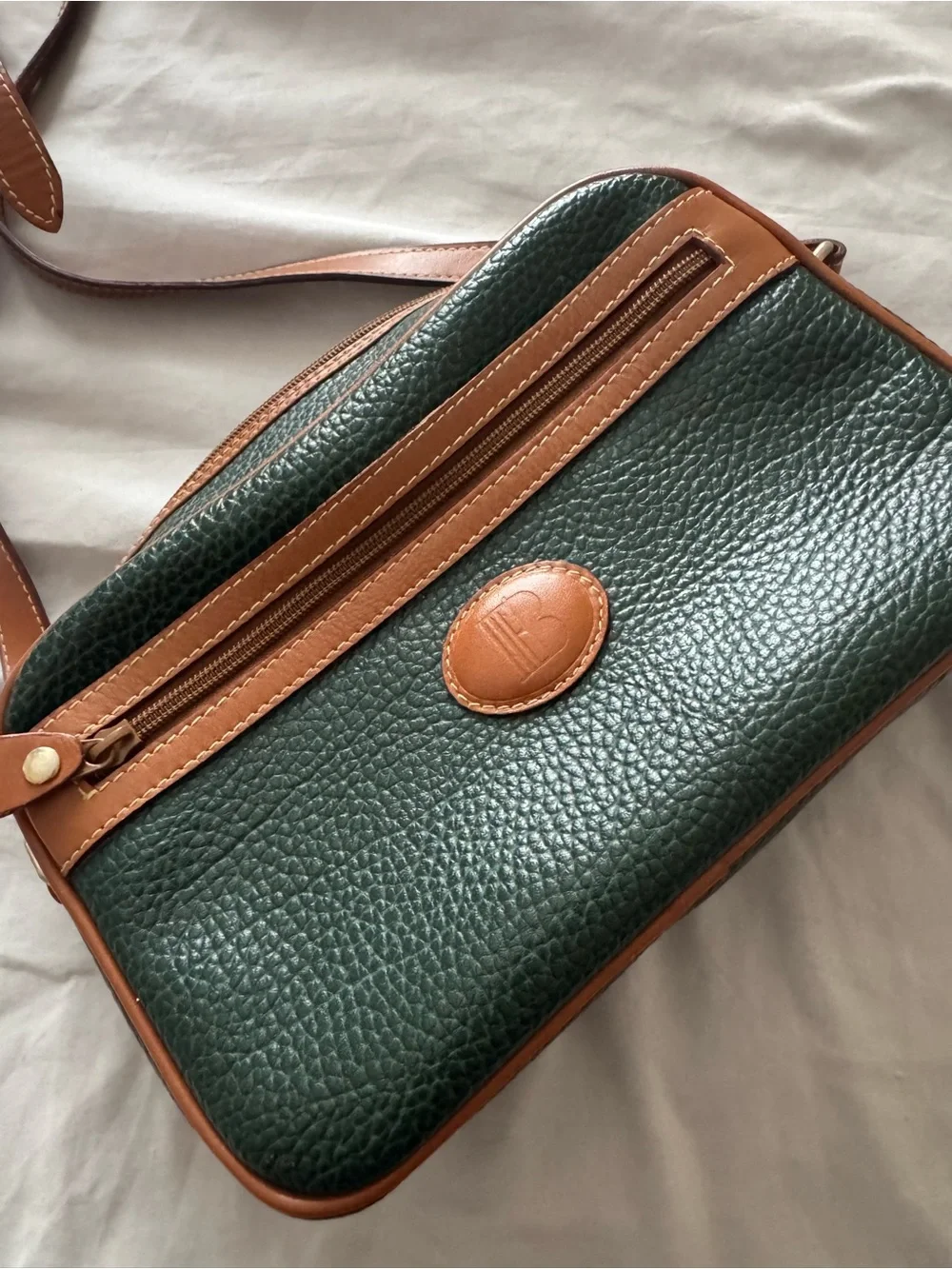 Green Pebbled Leather Crossbody Bag, Tan trim, authentic Braciano Italy classic